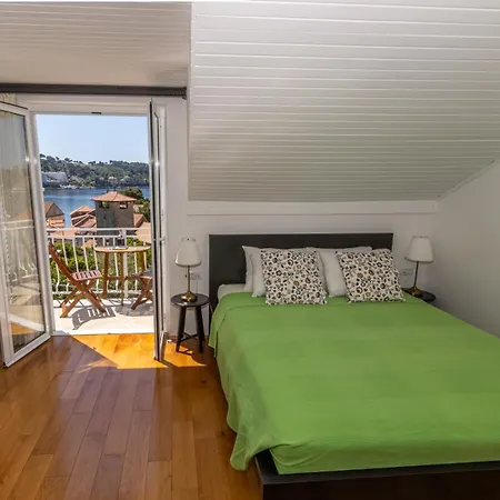 Apartment Dube *